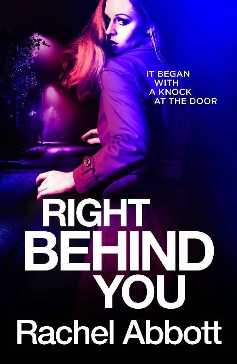 Cover of Right Behind You- The NEW spine-chiller from the queen of psychological thrillers (1988)