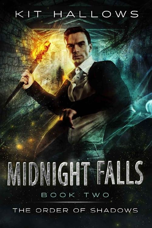 Cover of Midnight Falls (2017)