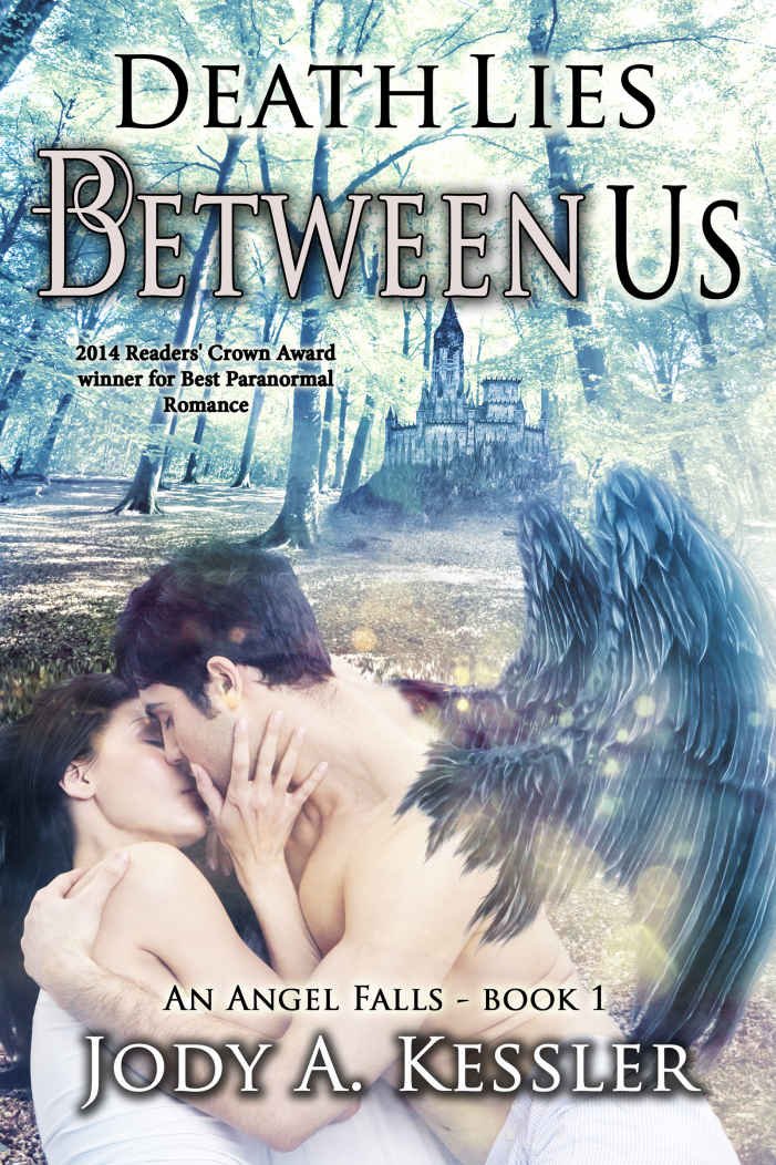 Cover of Death Lies Between Us (2014)