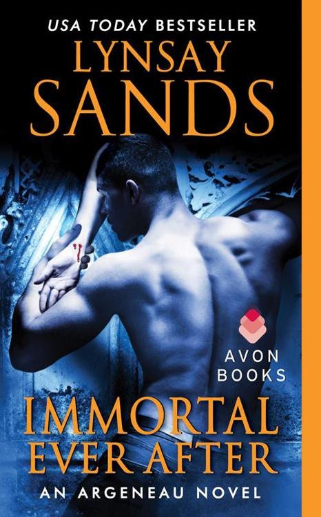 Cover of Immortal Ever After (2013)